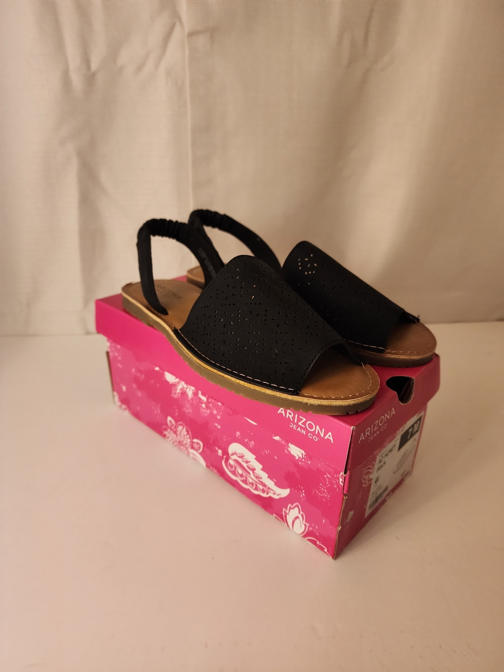 Arizona Jean Company Sandals